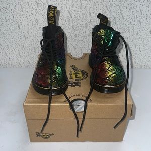 Dr Martens Croc Metallic Suede Toddler Boots